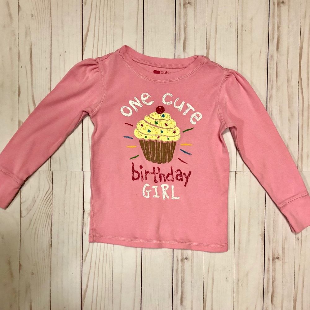 ⭐️⭐️Gap bday shirt 🎈🎉🎂